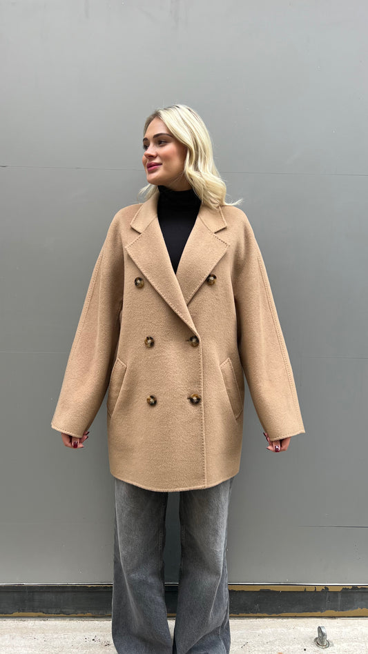 Cappotto mid sei bottoni cucito a mano